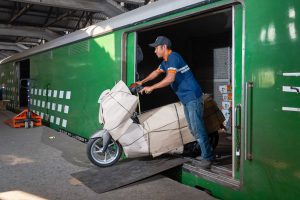 tarif kirim motor via kereta api 2023